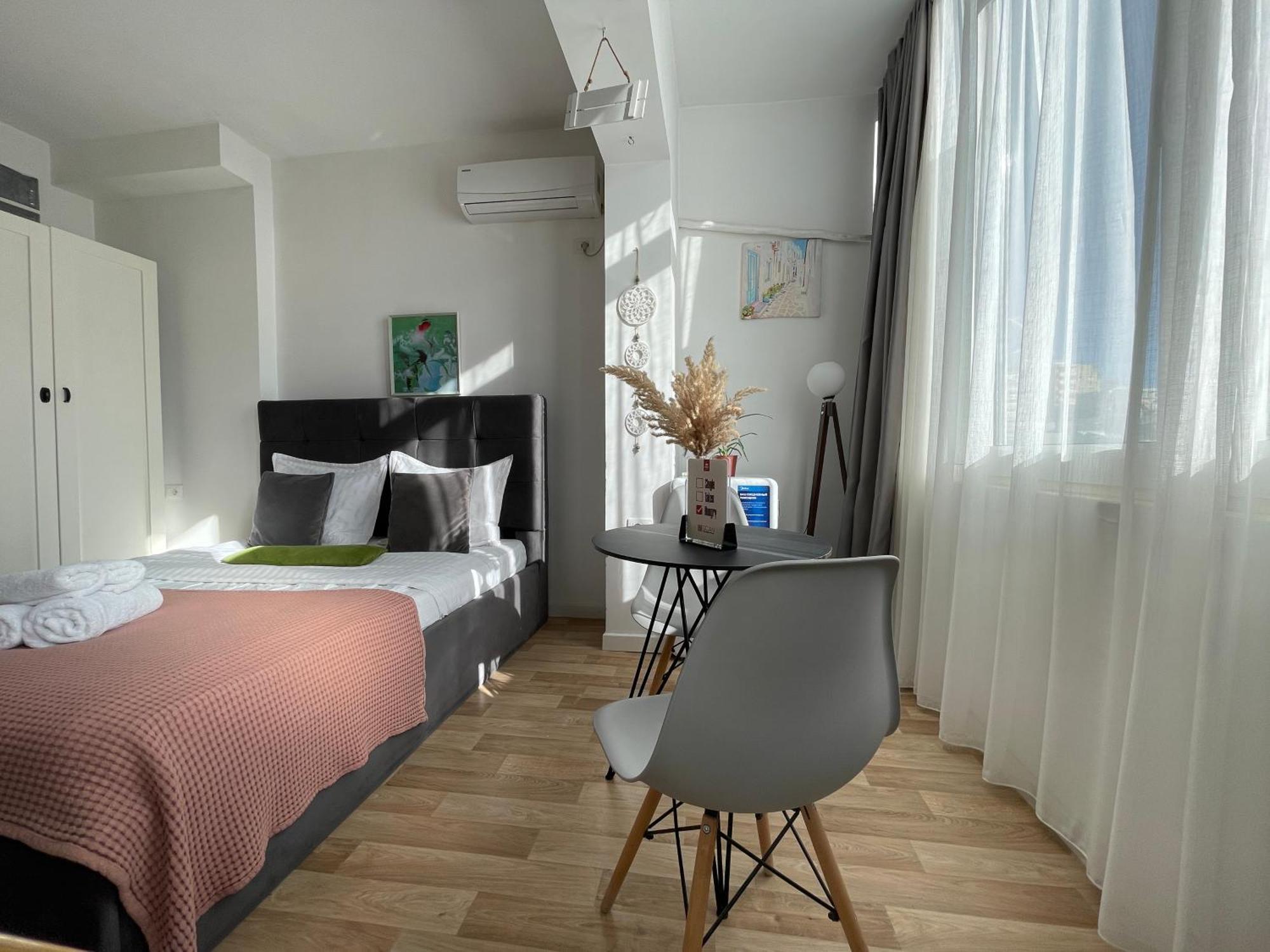 Bricks Studio Apartments ティラナ エクステリア 写真